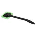 Long-handled microfibre car cleaning pad